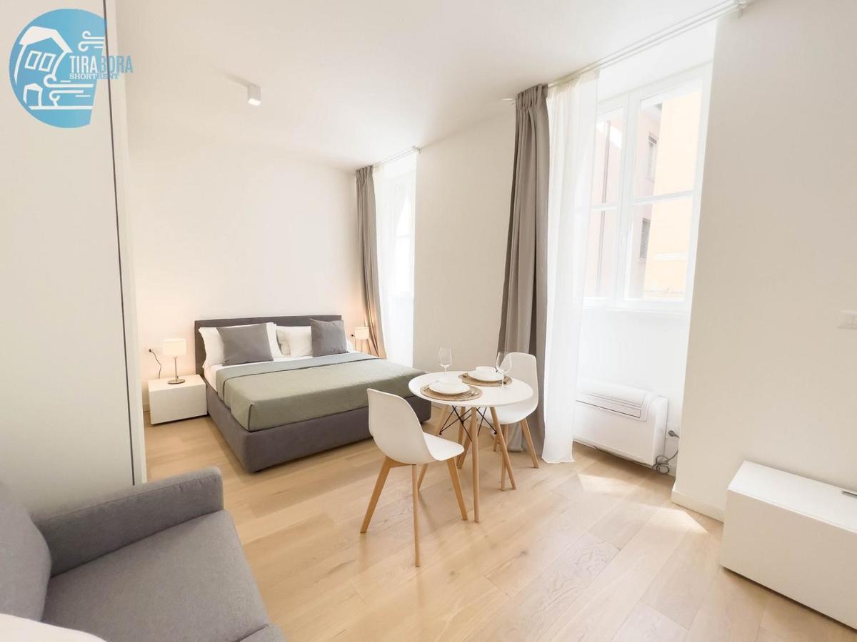 Apartment Cavana 4 Tirabora Short Rent Trieste